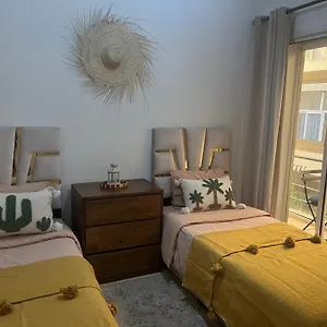 Moja House As-Suwajra